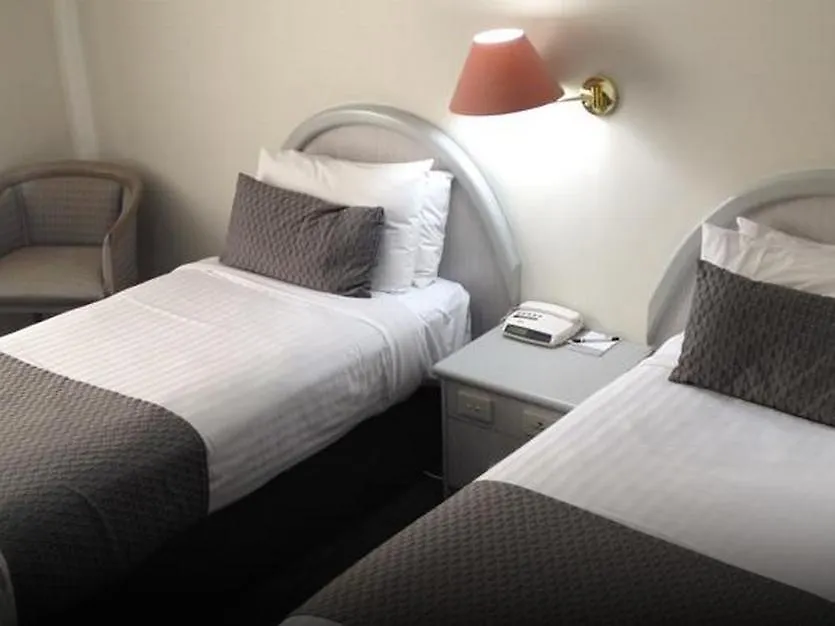 ****  Adelaide Royal Coach Hotel Australia