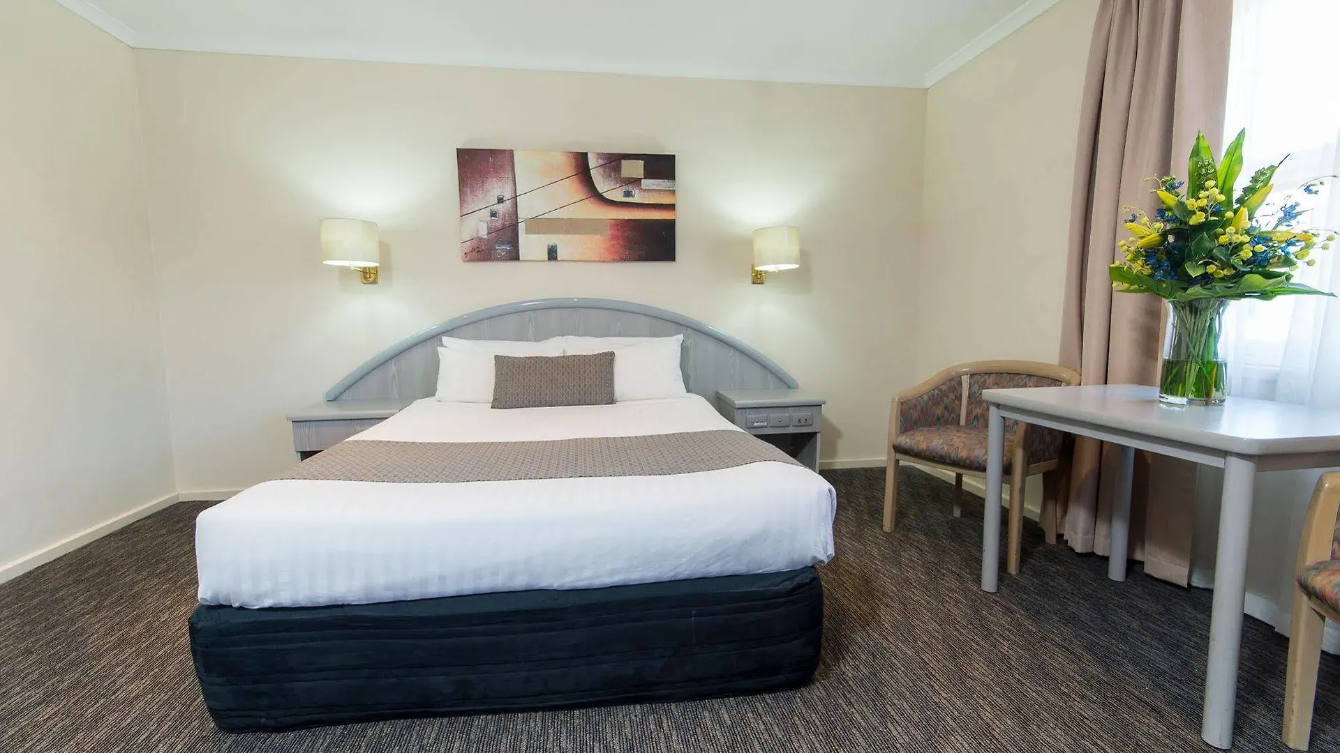 Adelaide Royal Coach Hotel