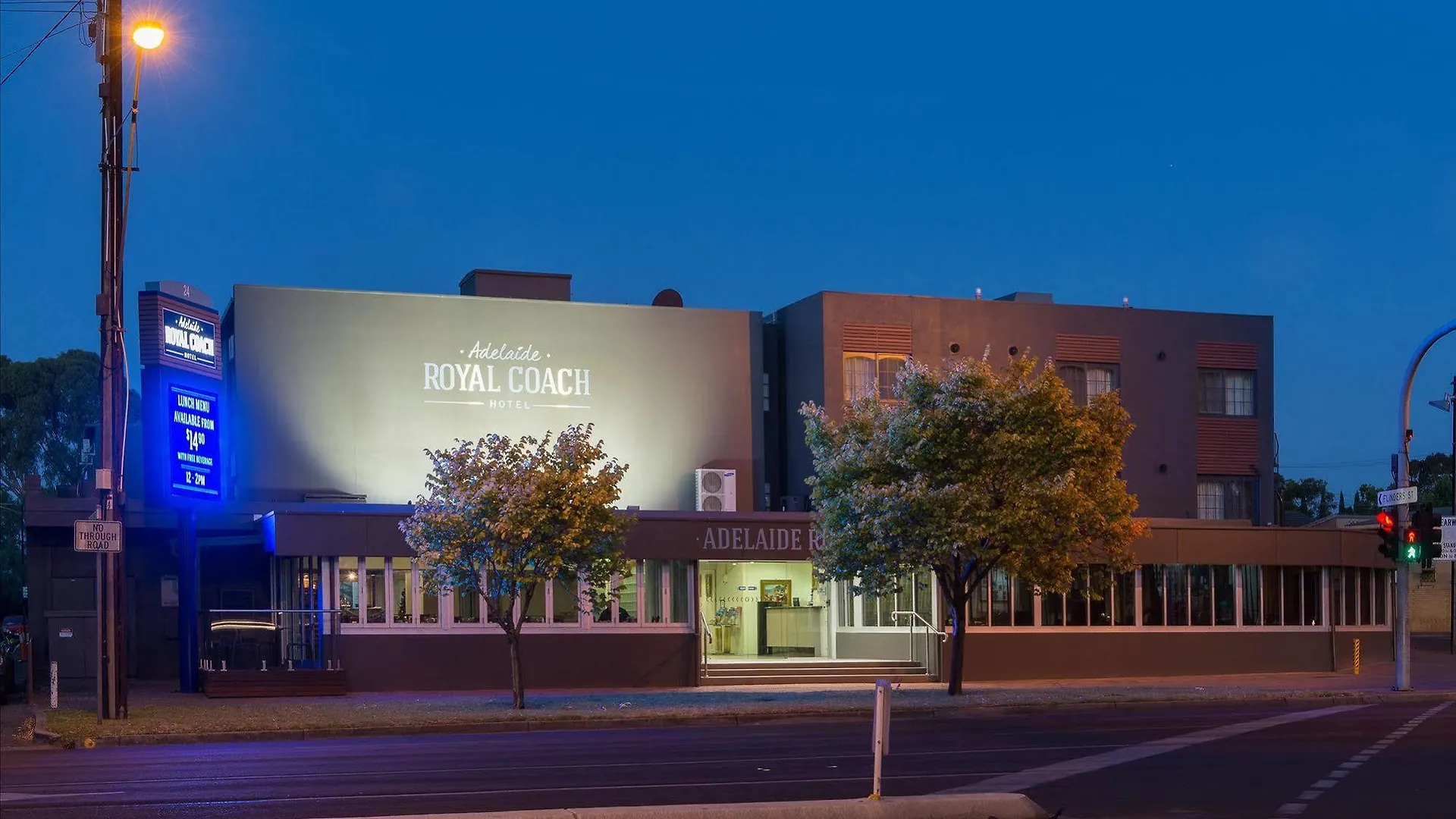 Adelaide Royal Coach Hotel